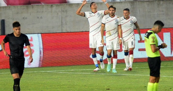 San Lorenzo venció a Independiente por el Torneo de Verano