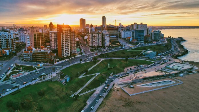 Verano 2024: un dos ambientes en Mar del Plata costará desde $ 150.000 por semana