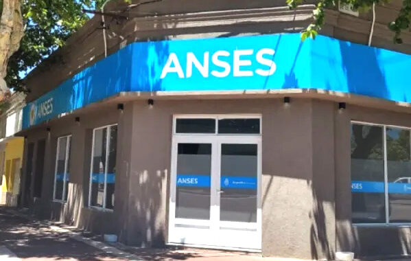 La Anses también avanza con el cierre de oficinas en el interior bonaerense, entre ellas en Salliqueló y Tres Lomas