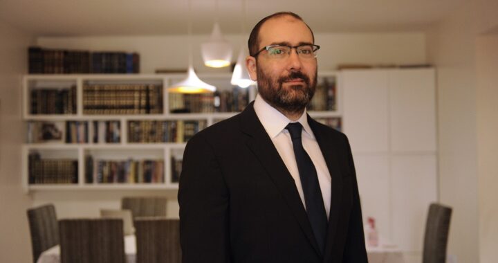 Javier Milei oficializó la designación de su rabino de confianza como embajador en Israel