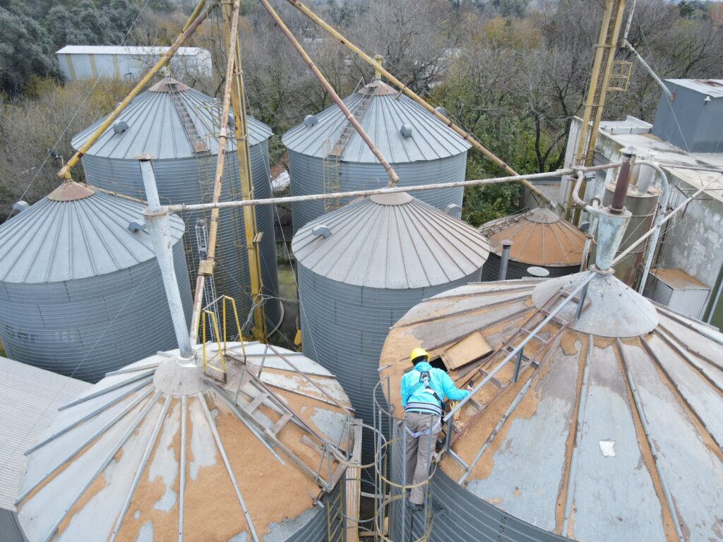 ARBA expande su fiscalización catastral y detecta 700 silos sin declarar en campos bonaerenses